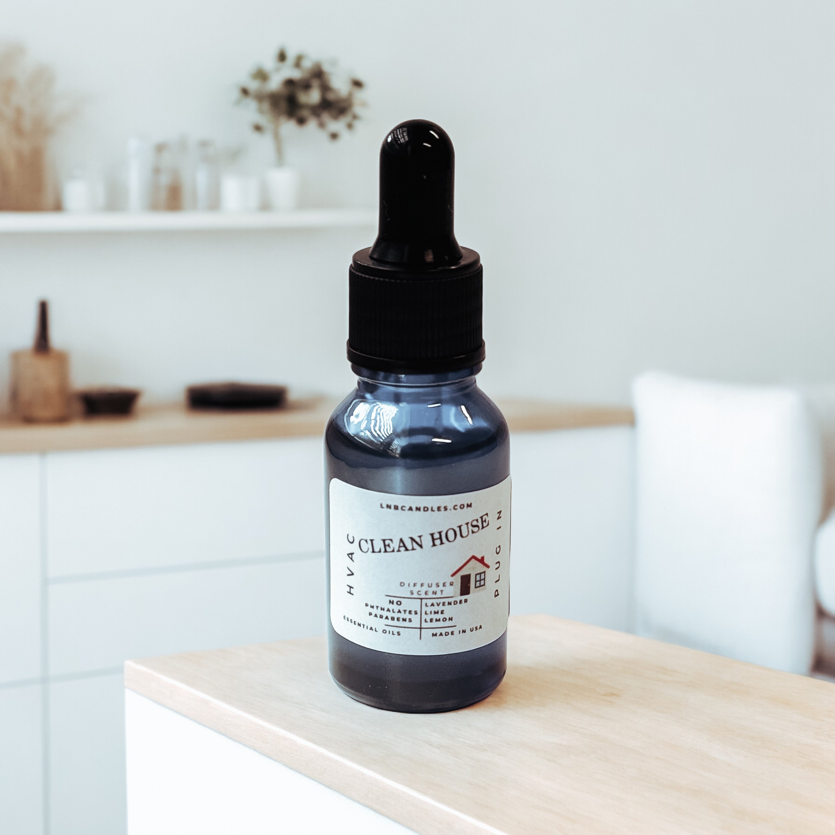Clean House Essential OIl Plug In Diffuser  Blend